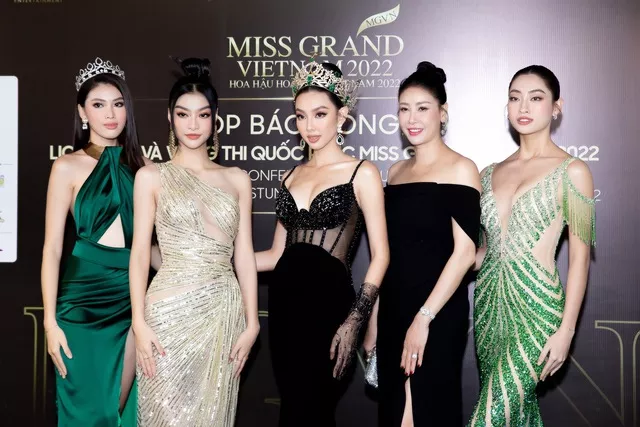 Dàn mỹ nhân đổ bộ sự kiện Miss Grand 2022: Thủy Tiên nổi bật, Top 3 Hoa hậu Thế giới người Việt khoe nhan sắc rạng rỡ - Ảnh 12.