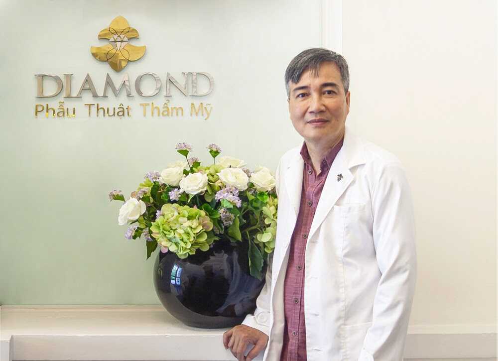 3-tuong-mui-Court-nguoi-chong