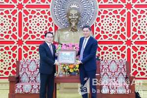 Lãnh đạo tỉnh Nghệ An tiếp lãnh đạo tỉnh Chămpa Sắc (CHDCND Lào)